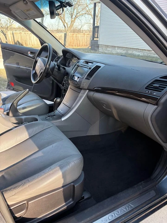 2009 Hyundai Sonata - Image 6 of 9