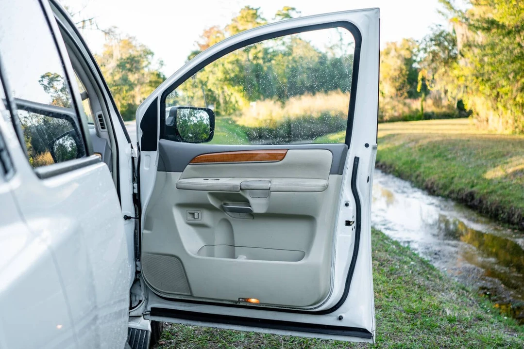 2009 Infiniti QX80 - Image 12 of 21