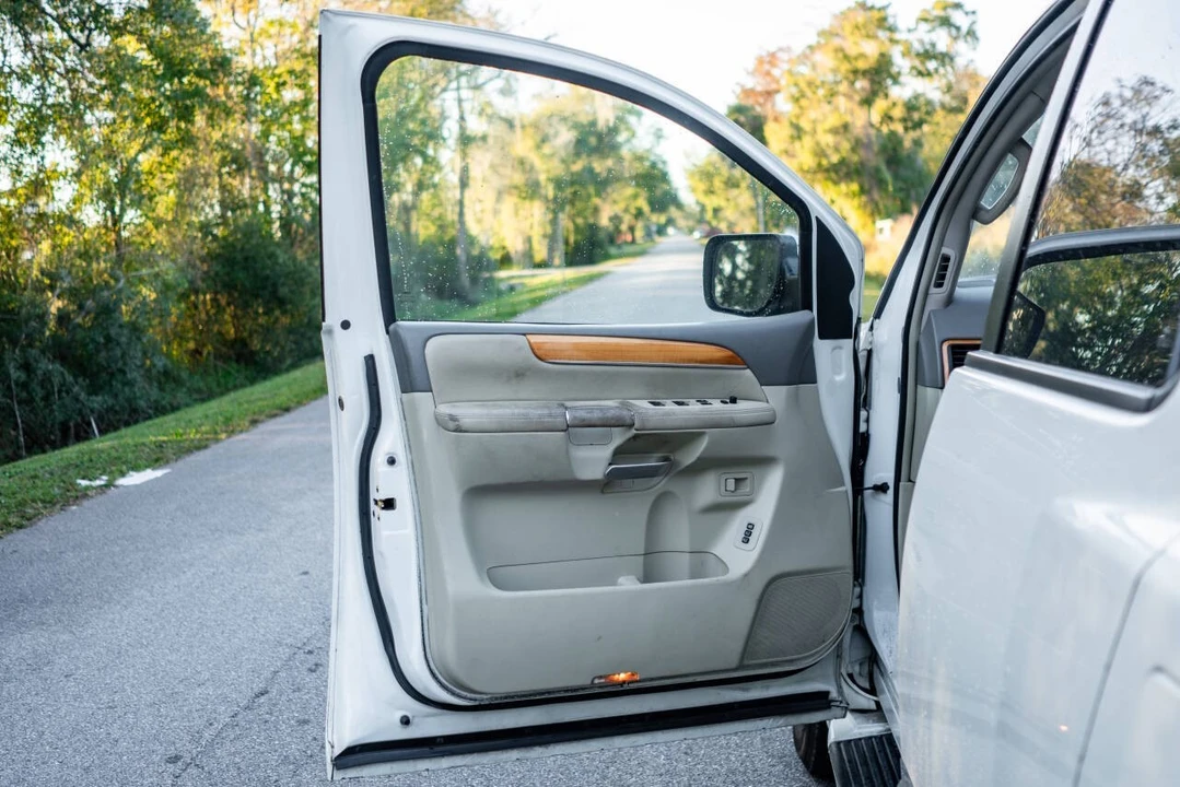 2009 Infiniti QX80 - Image 16 of 21