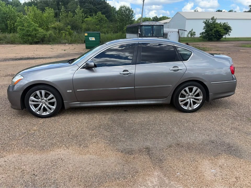 2009 Infiniti M 3rd Gen - Image 2 of 13