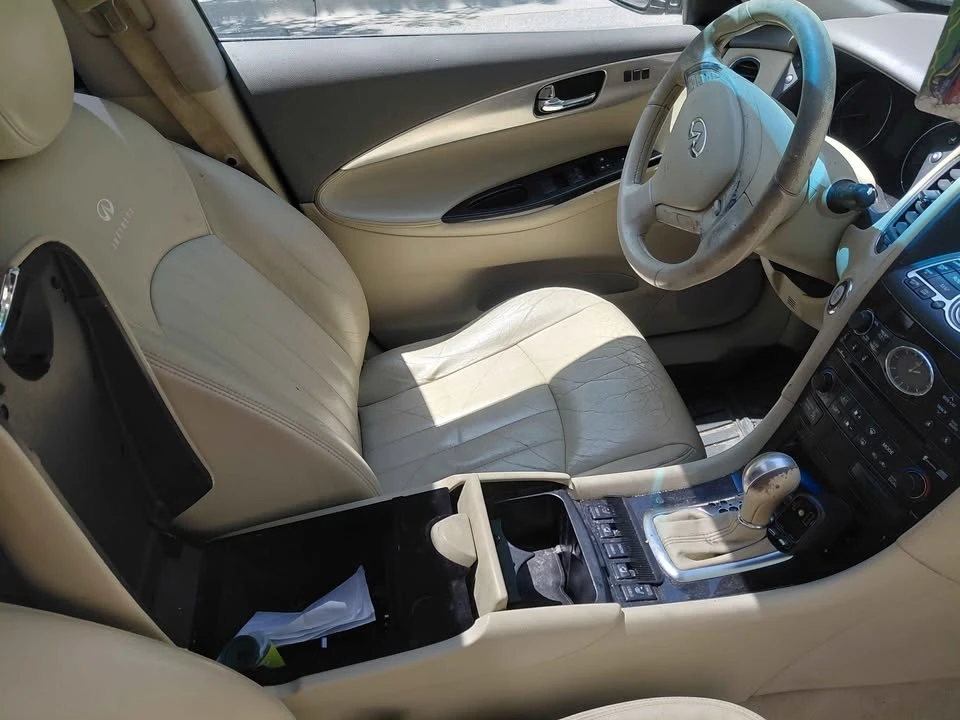 2009 Infiniti QX30 - Image 2 of 8