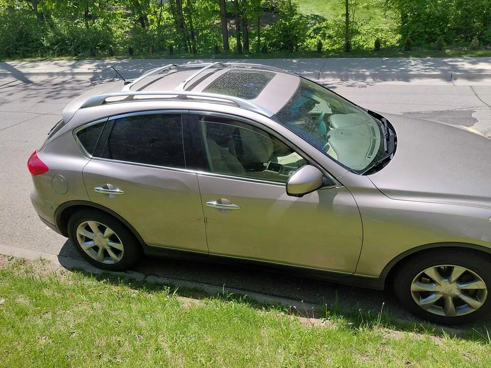 2009 Infiniti QX30 - Image 3 of 8