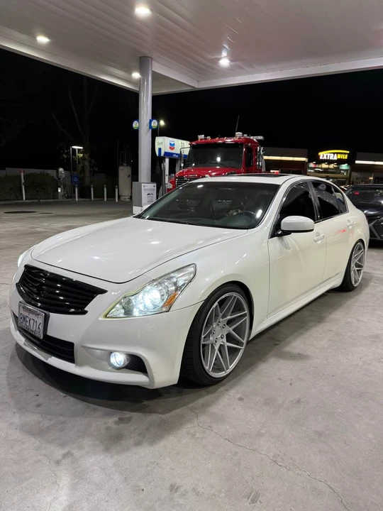 2009 Infiniti G35 4th Gen - Image 2 of 8