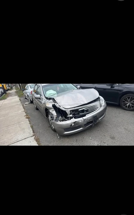 2009 Infiniti G35 4th Gen - Image 2 of 2