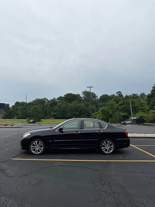 2009 Infiniti M 3rd Gen - Image 2 of 12