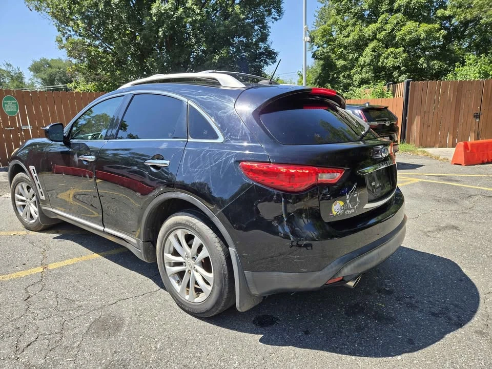 2009 Infiniti QX30 - Image 2 of 9
