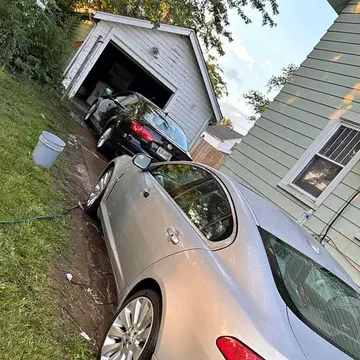 2009 Jaguar XF Luxury Sedan 4D