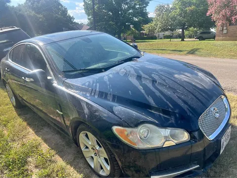 2009 Jaguar XF Luxury Sedan 4D