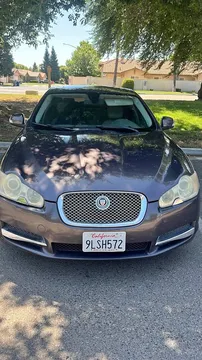 2009 Jaguar XF Luxury Sedan 4D