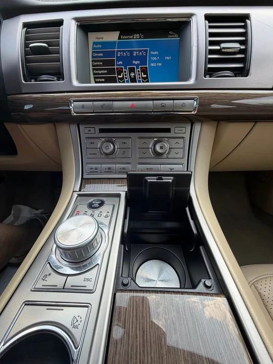 2009 Jaguar X250 XF - Image 9 of 14