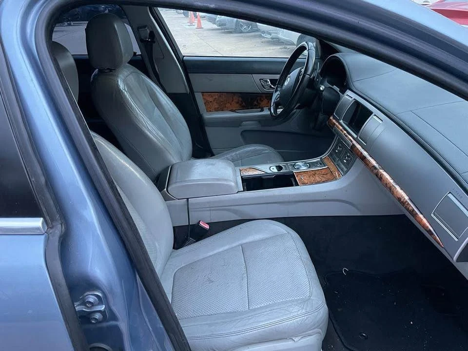 2009 Jaguar X250 XF - Image 8 of 12