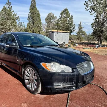 2009 Jaguar XF Premium Luxury Sedan 4D