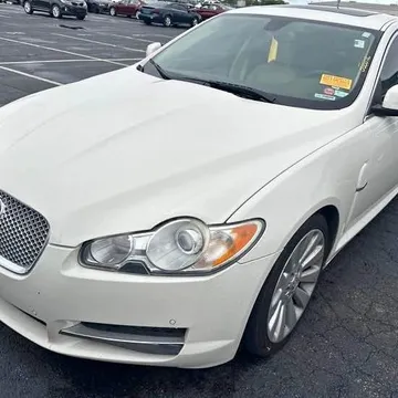 2009 Jaguar XF Premium Luxury Sedan 4D