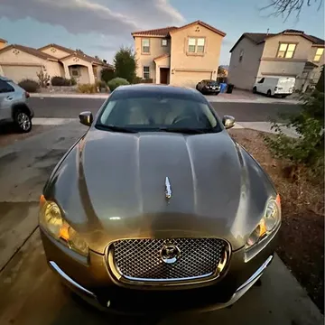 2009 Jaguar XF Premium Luxury Sedan 4D