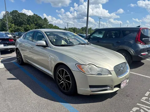 2009 Jaguar XF Premium Luxury Sedan 4D