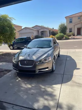 2009 Jaguar XF Premium Luxury Sedan 4D