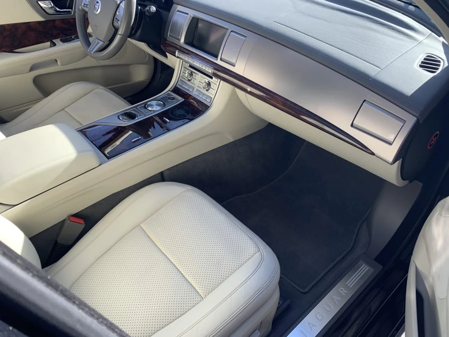 2009 Jaguar X250 XF - Image 6 of 8