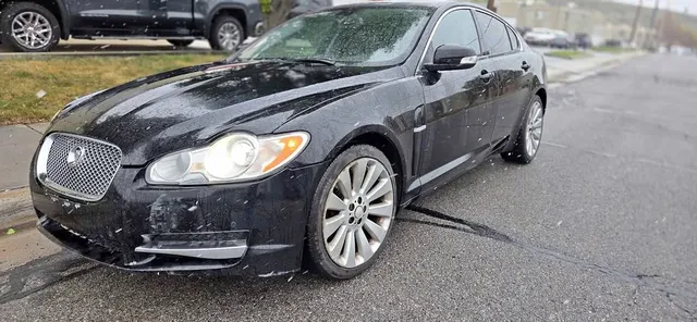 2009 Jaguar XF Premium Sedan