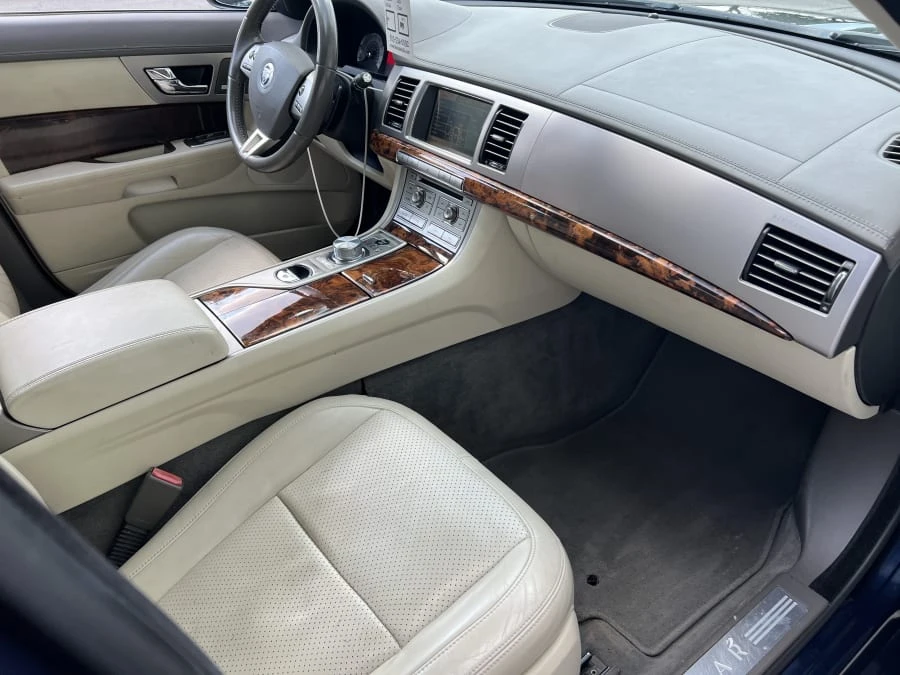 2009 Jaguar X250 XF - Image 5 of 8