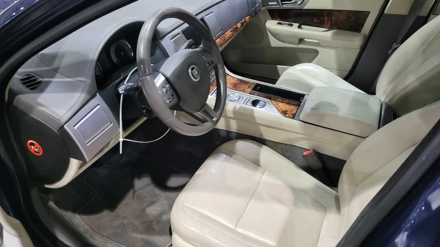 2009 Jaguar X250 XF - Image 3 of 4