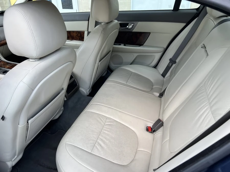 2009 Jaguar X250 XF - Image 4 of 8