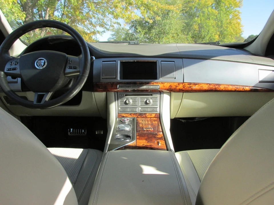 2009 Jaguar X250 XFR - Image 11 of 20