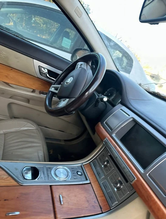 2009 Jaguar X250 XF - Image 8 of 12