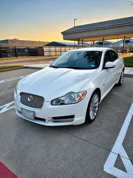 2009 Jaguar XF Sedan 4D