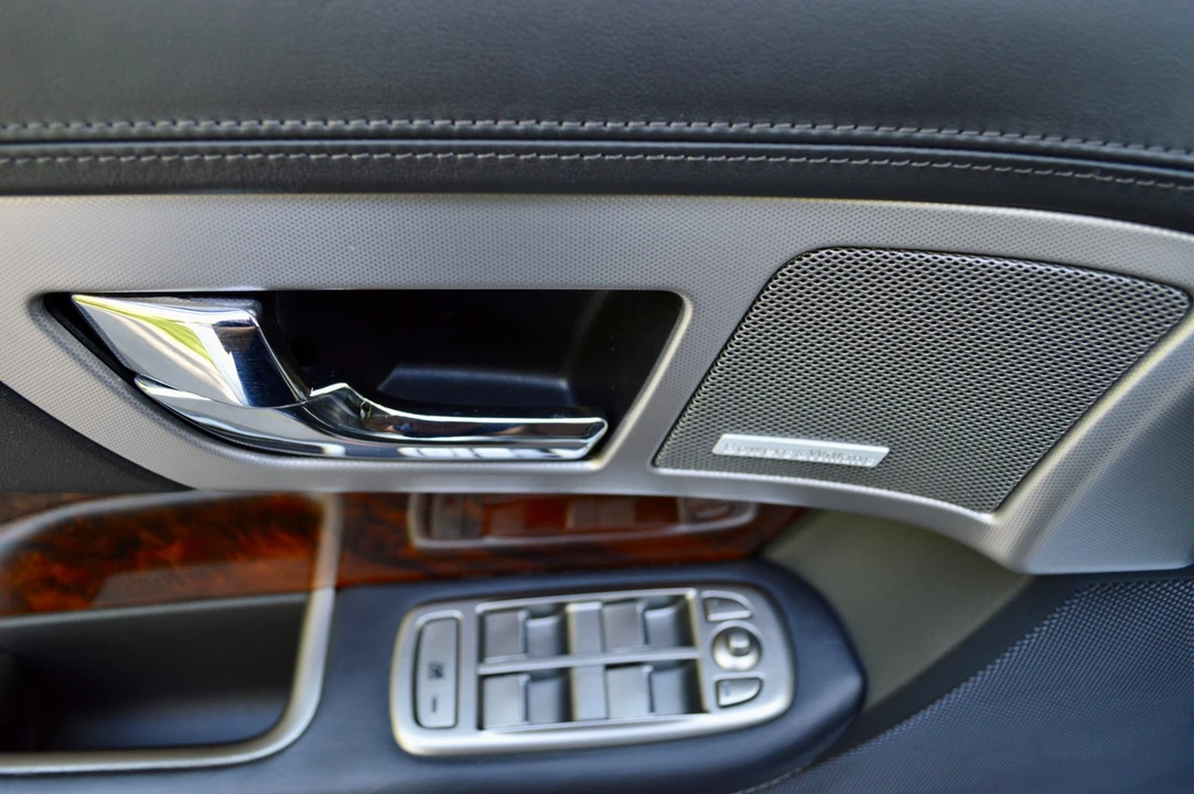 2009 Jaguar X250 XFR - Image 28 of 31