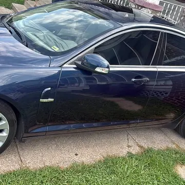 2009 Jaguar XF Supercharged Sedan 4D