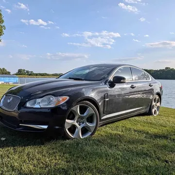2009 Jaguar XF Supercharged Sedan 4D