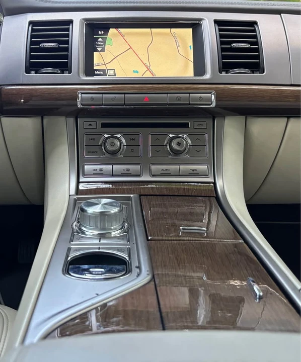 2009 Jaguar X250 XFR - Image 12 of 20