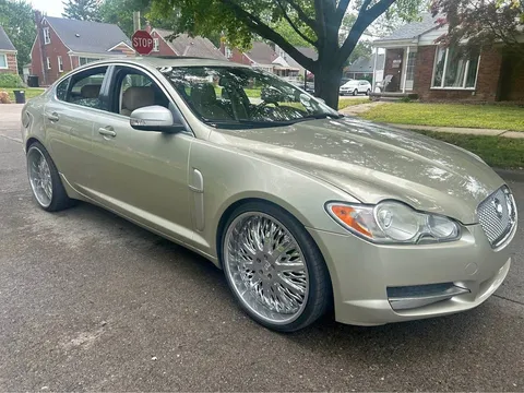 2009 Jaguar XF XF S Sedan 4D