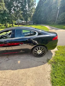 2009 Jaguar XF XF Sedan 4D