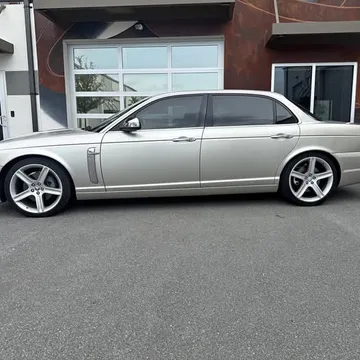 2009 Jaguar XJ Vanden Plas
