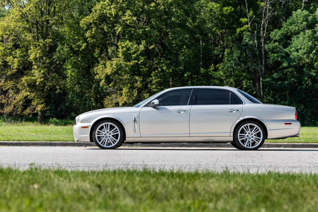 2009 Jaguar X350/X356/X358 XJ - Image 12 of 31