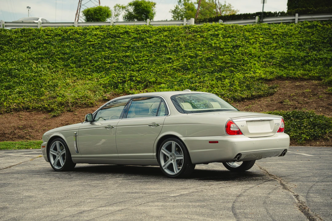 2009 Jaguar X350/X356/X358 XJ - Image 8 of 31