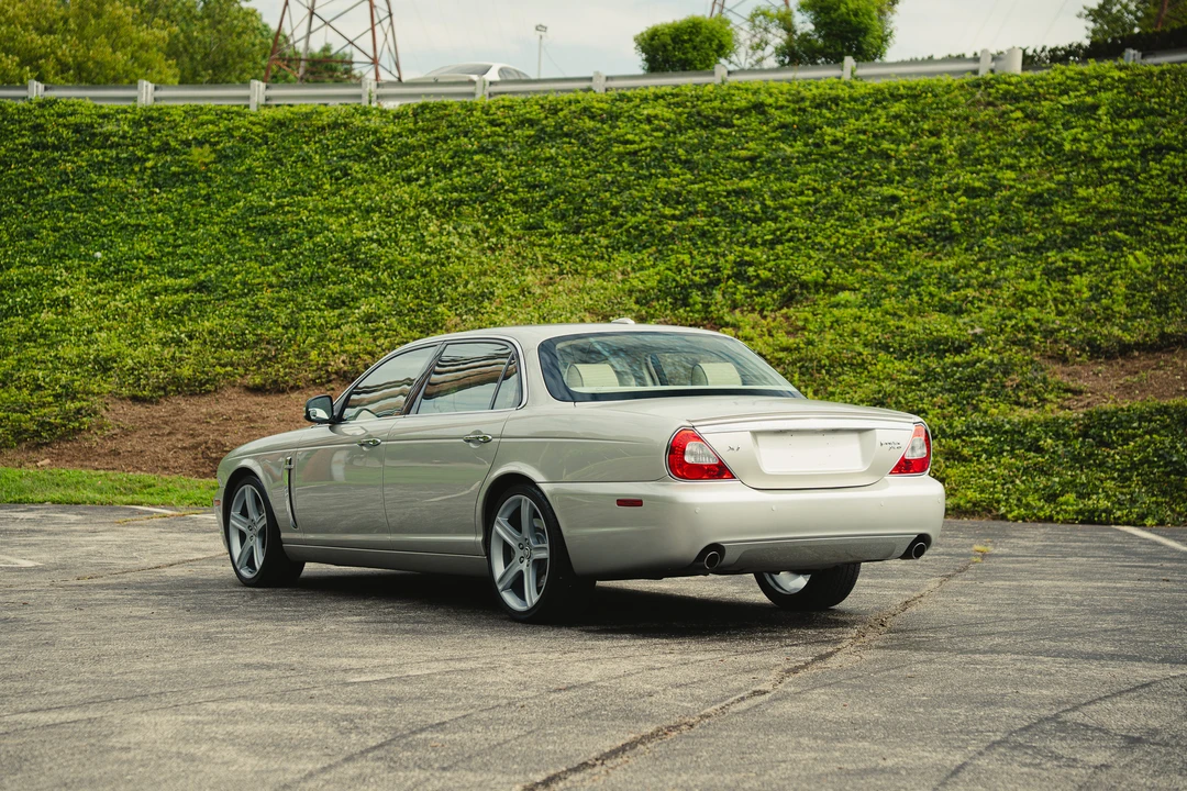 2009 Jaguar X350/X356/X358 XJ - Image 10 of 31