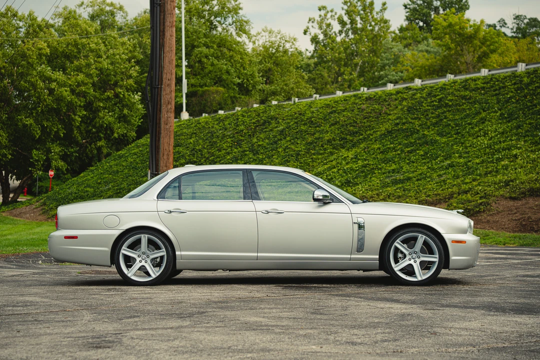 2009 Jaguar X350/X356/X358 XJ - Image 14 of 31