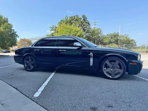 2009 Jaguar XJ Super V8 Portfolio Sedan 4D