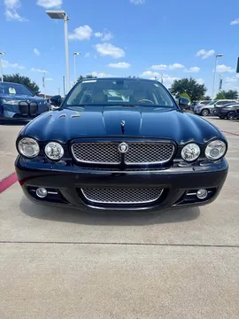 2009 Jaguar XJ XJ8 L Sedan 4D