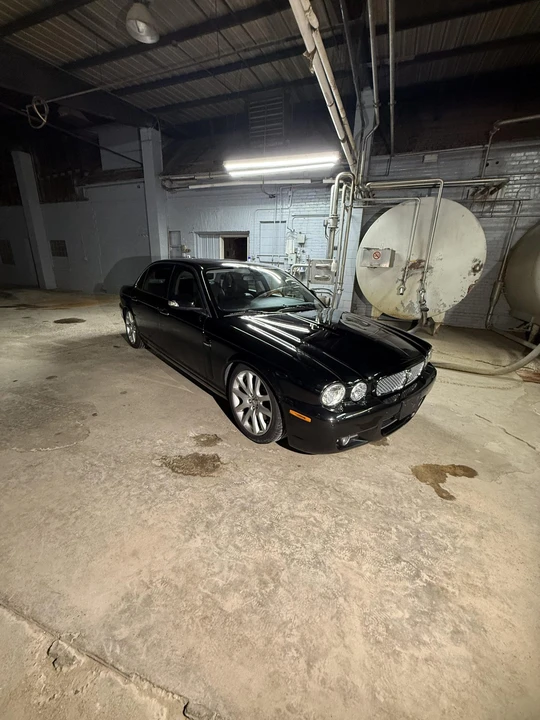 2009 Jaguar X350/X356/X358 XJR - Image 25 of 31