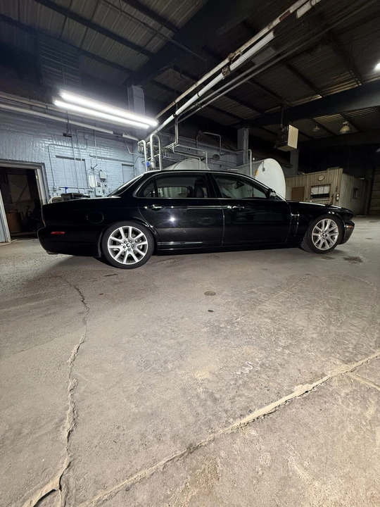 2009 Jaguar X350/X356/X358 XJR - Image 29 of 31
