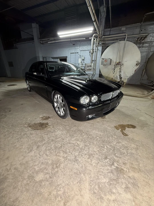 2009 Jaguar X350/X356/X358 XJR - Image 22 of 31