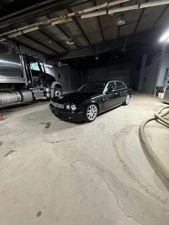 2009 Jaguar X350/X356/X358 XJR - Image 9 of 31