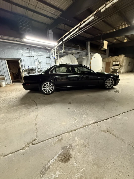 2009 Jaguar X350/X356/X358 XJR - Image 30 of 31