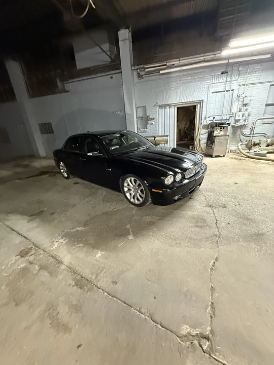 2009 Jaguar X350/X356/X358 XJR - Image 27 of 31