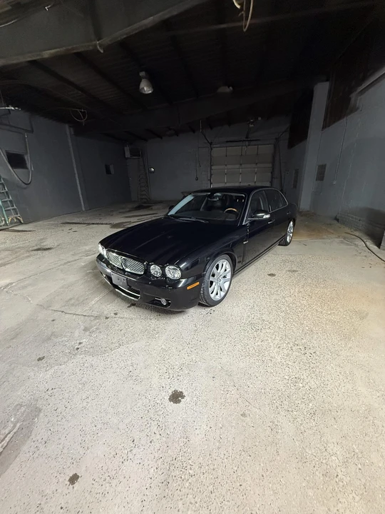 2009 Jaguar X350/X356/X358 XJR - Image 11 of 31