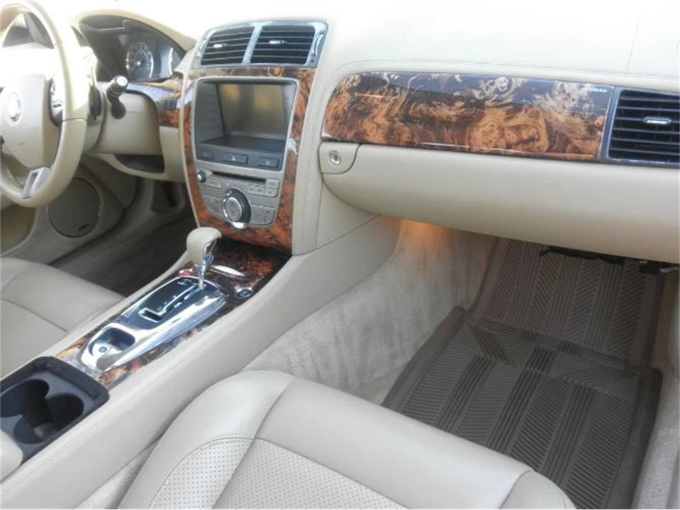 2009 Jaguar X150 XK - Image 8 of 17