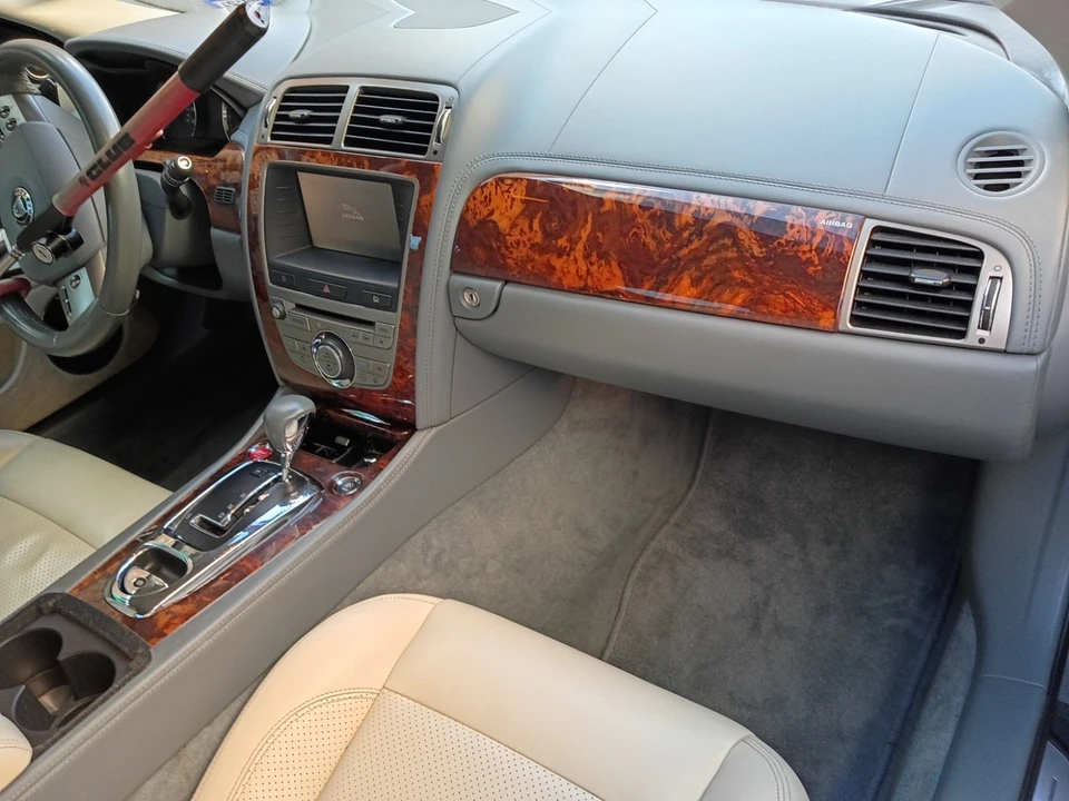 2009 Jaguar X150 XK - Image 12 of 31